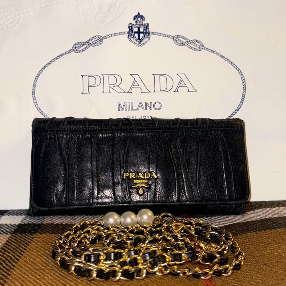 Prada Black Leather Wallet On Chain - Picture 3 of 15